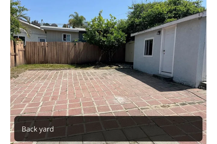 $3000 : Inviting Residence Home image 1