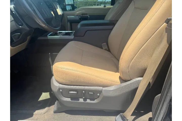 $34797 : 2014 F-250 Super Duty Lariat image 10