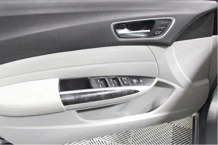 $19973 : Acura TLX 2018 4dr Sedan w/T image 3