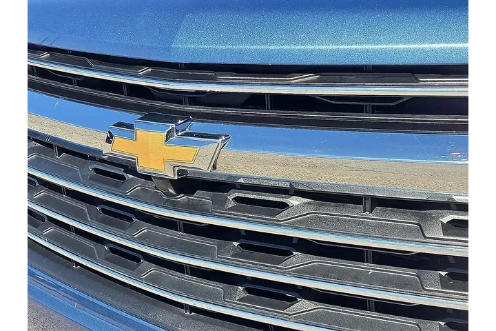 $39995 : Chevrolet Traverse 2025 LT 4 image 7