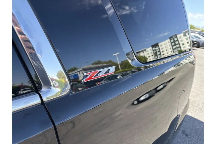 $23910 : 2017 Tahoe LT image 10