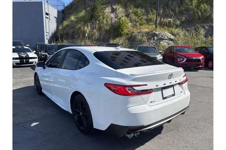 $29898 : Toyota Camry 2025 SE 4dr Sed image 4