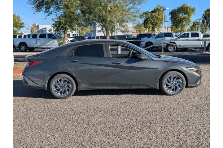 $19990 : Hyundai ELANTRA 2024 SEL 4dr image 3