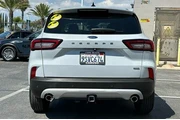 $35575 : Ford Escape Plug-In Hybrid 2 thumbnail