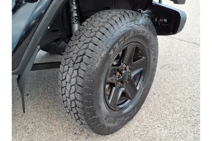 $26300 : Jeep Gladiator 2021 4x4 Spor image 8