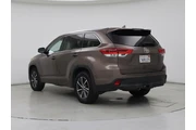 $21998 : Toyota Highlander 2017 AWD X thumbnail