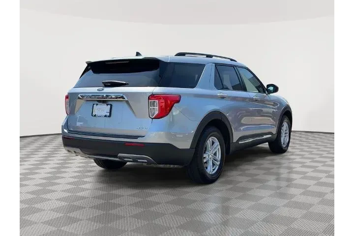 $24222 : Ford Explorer 2022 AWD XLT 4 image 5