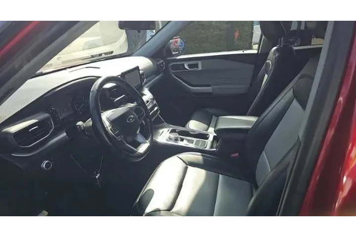 $29950 : Ford Explorer 2022 XLT 4dr S image 7