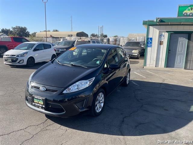 $10450 : 2012 Fiesta SE Hatchback image 3