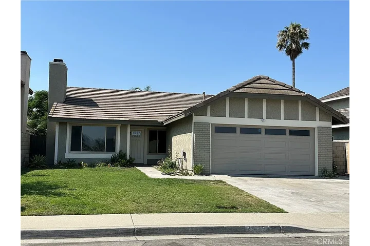 $1500 : Beautifully updated 3-bed, 2-b image 2