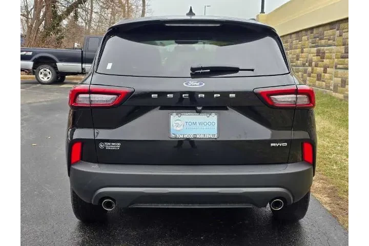 $28300 : Ford Escape 2025 AWD ST-Line image 10
