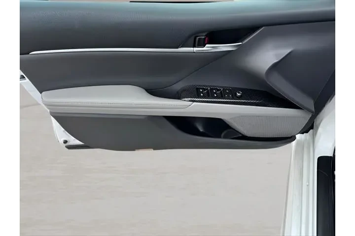 $25566 : Toyota Camry 2019 XSE 4dr Se image 5