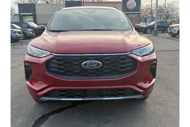 $29988 : Ford Escape 2024 AWD ST-Line image 5