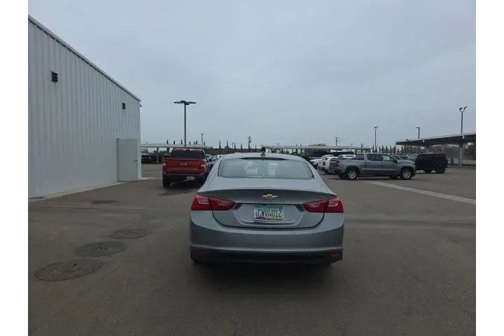 $18900 : Chevrolet Malibu 2024 LT 4dr image 5