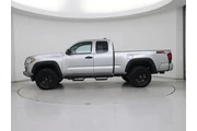 $31998 : Toyota Tacoma 2022 4x2 SR5 V thumbnail