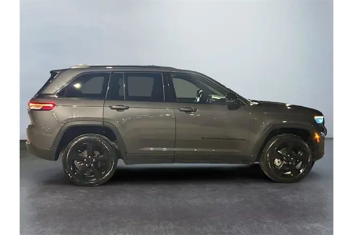 $33880 : Jeep Grand Cherokee 2024 4x4 image 6