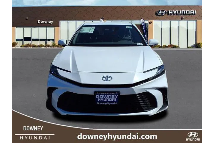 $29186 : Toyota Camry 2025 SE 4dr Sed image 2