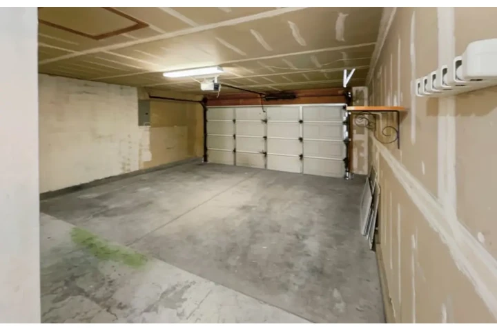 $1000 : 3 bedroom house for rent image 7