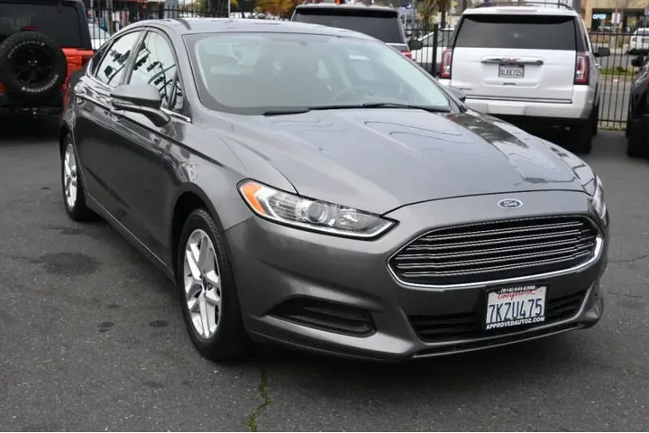 $4998 : 2014 Fusion SE image 9