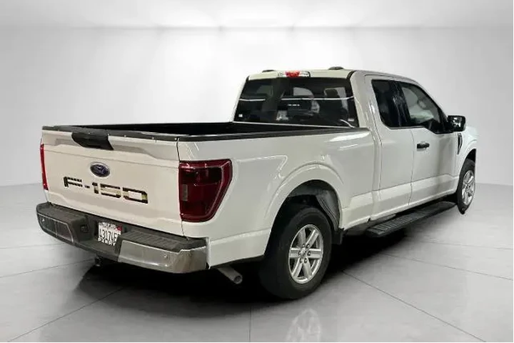 $28995 : Ford F-150 2021 4x2 XLT 4dr image 2