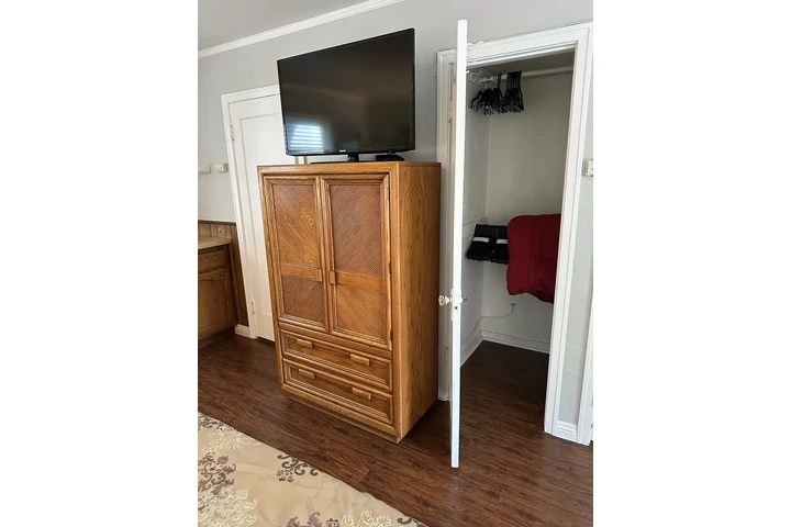 $1400 : FURNISHED ROOM/BATH ALL INC. image 4