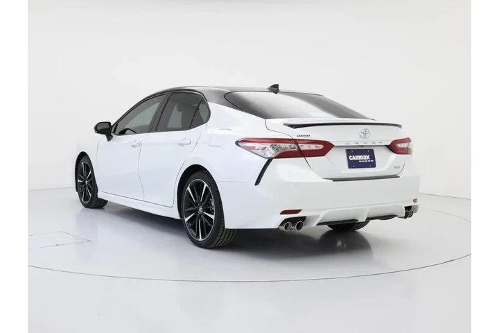 $29998 : Toyota Camry 2018 XSE V6 4dr image 2