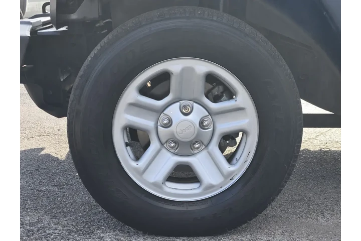 $20792 : Jeep Wrangler JK Unlimited 2 image 10