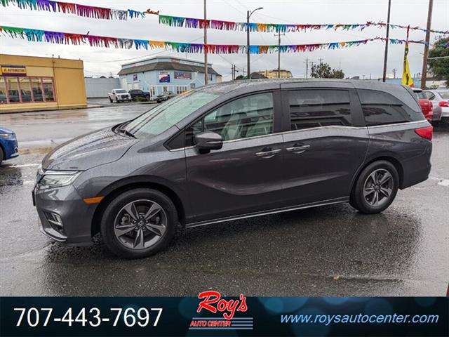 $31995 : 2018 Odyssey Touring Minivan image 4