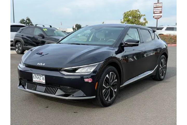 $28888 : Kia EV6 2024 Wind 4dr Crosso image 3