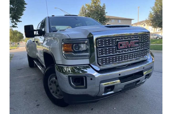 $27995 : 2018 GMC Sierra 3500HD image 3