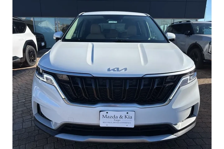 2023 Carnival LX image 2