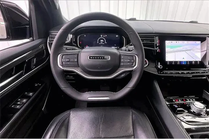 $33490 : Jeep Wagoneer 2022 4x4 Serie image 5