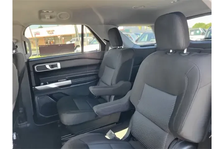 $27691 : Ford Explorer 2023 XLT 4dr S image 8