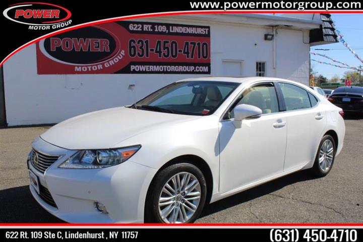 $21988 : Used 2015 ES 350 4dr Sdn for image 1