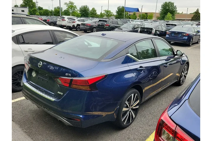 $13247 : Nissan Altima 2021 AWD 2.5 S image 6