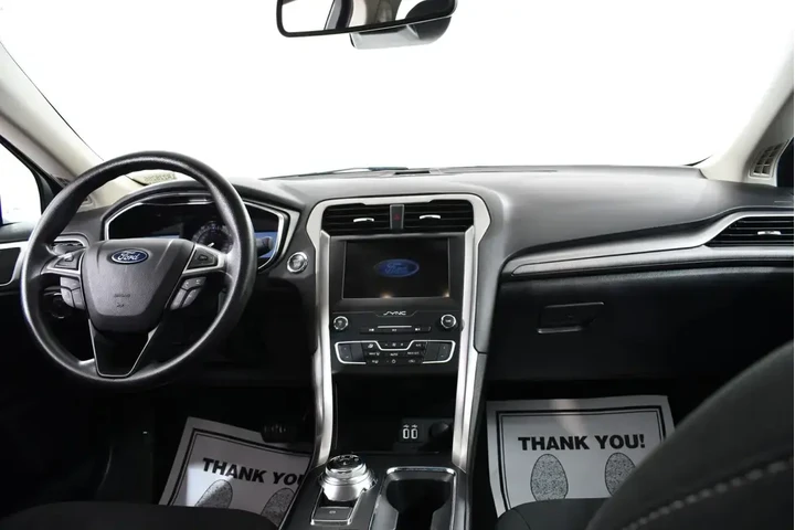$17955 : Ford Fusion 2020 SE 4dr Seda image 7