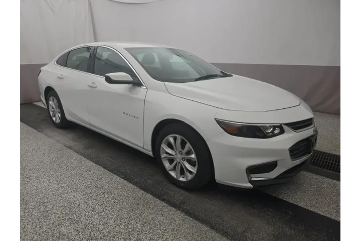 $16293 : Chevrolet Malibu 2022 LT 4dr image 3