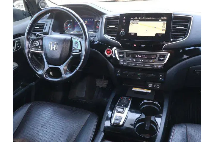 $23988 : Honda Pilot 2021 AWD Black E image 9