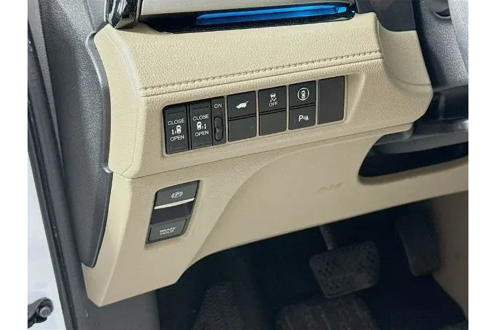 $29500 : Honda Odyssey 2022 Touring 4 image 10