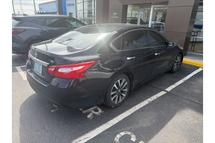 $10999 : Nissan Altima 2017 2.5 SV 4d image 4