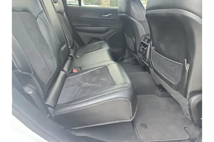 $28400 : Jeep Grand Cherokee 2024 4x4 image 7