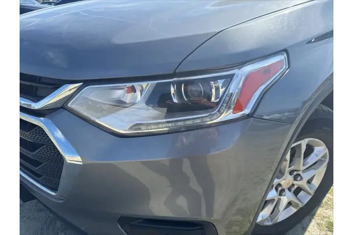 $10499 : Chevrolet Traverse 2020 LS 4 image 9