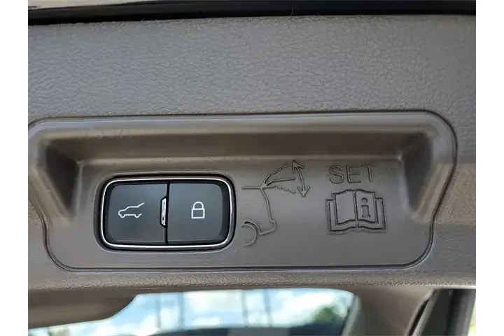 $38590 : Ford Explorer 2022 AWD Plati image 6
