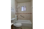 $2865 : 3 dormitorios, 2 baños casa thumbnail