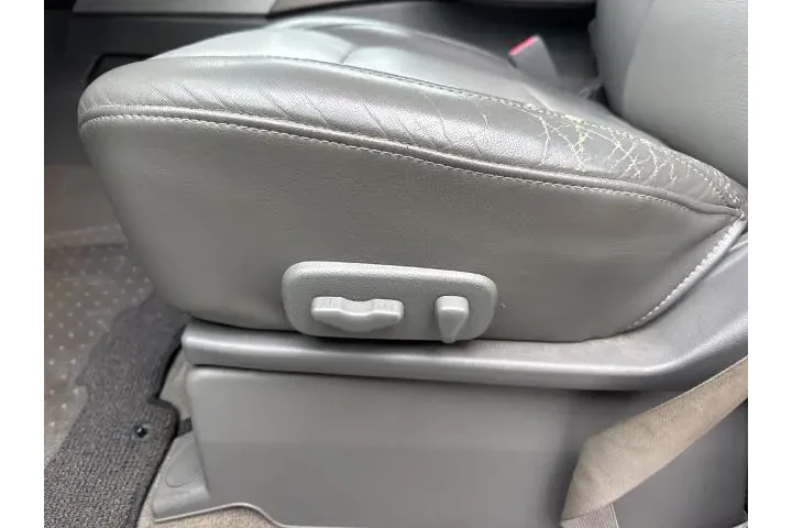 $9589 : Nissan Titan 2006 LE 4dr Cre image 5