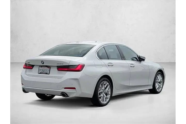 $38777 : BMW 3 Series 2025 AWD 330i x image 5