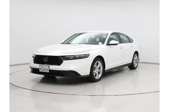 $24998 : Honda Accord 2023 LX 4dr Sed image 4