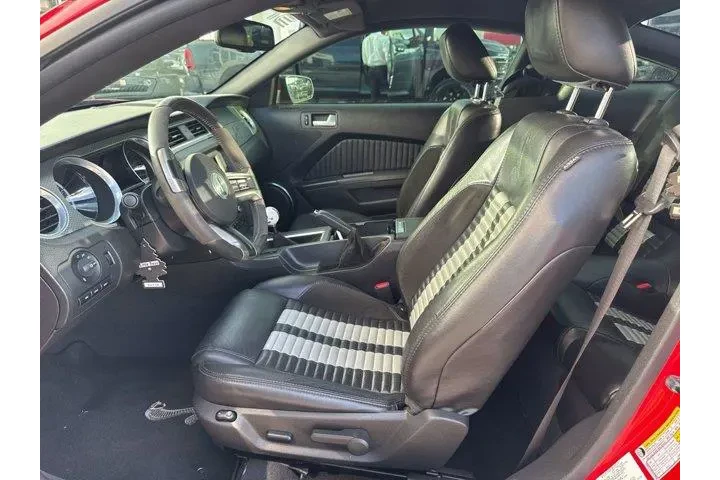$38778 : Ford Shelby GT500 2010 2dr C image 6