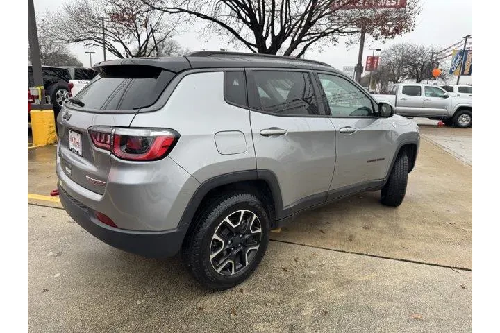 $17841 : Jeep Compass 2020 4x4 Trailh image 7