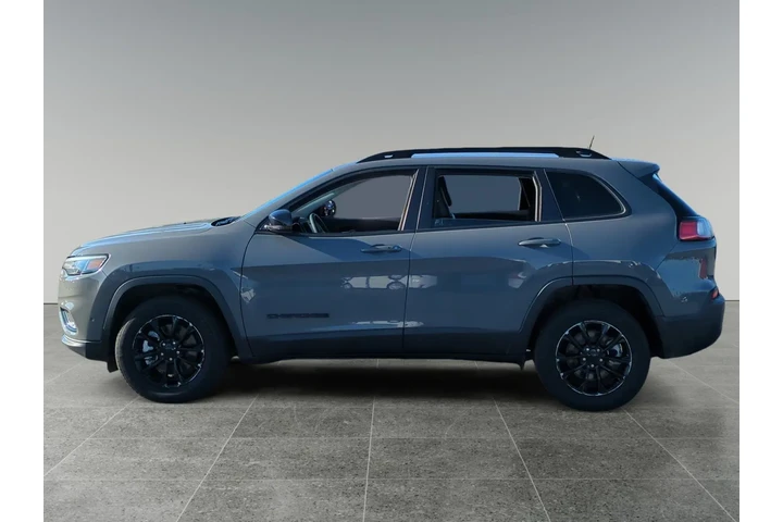 $19500 : Jeep Cherokee 2023 4x4 Altit image 2